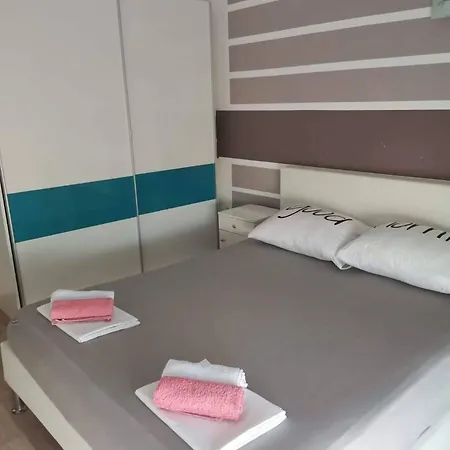 Apartment Lotus *